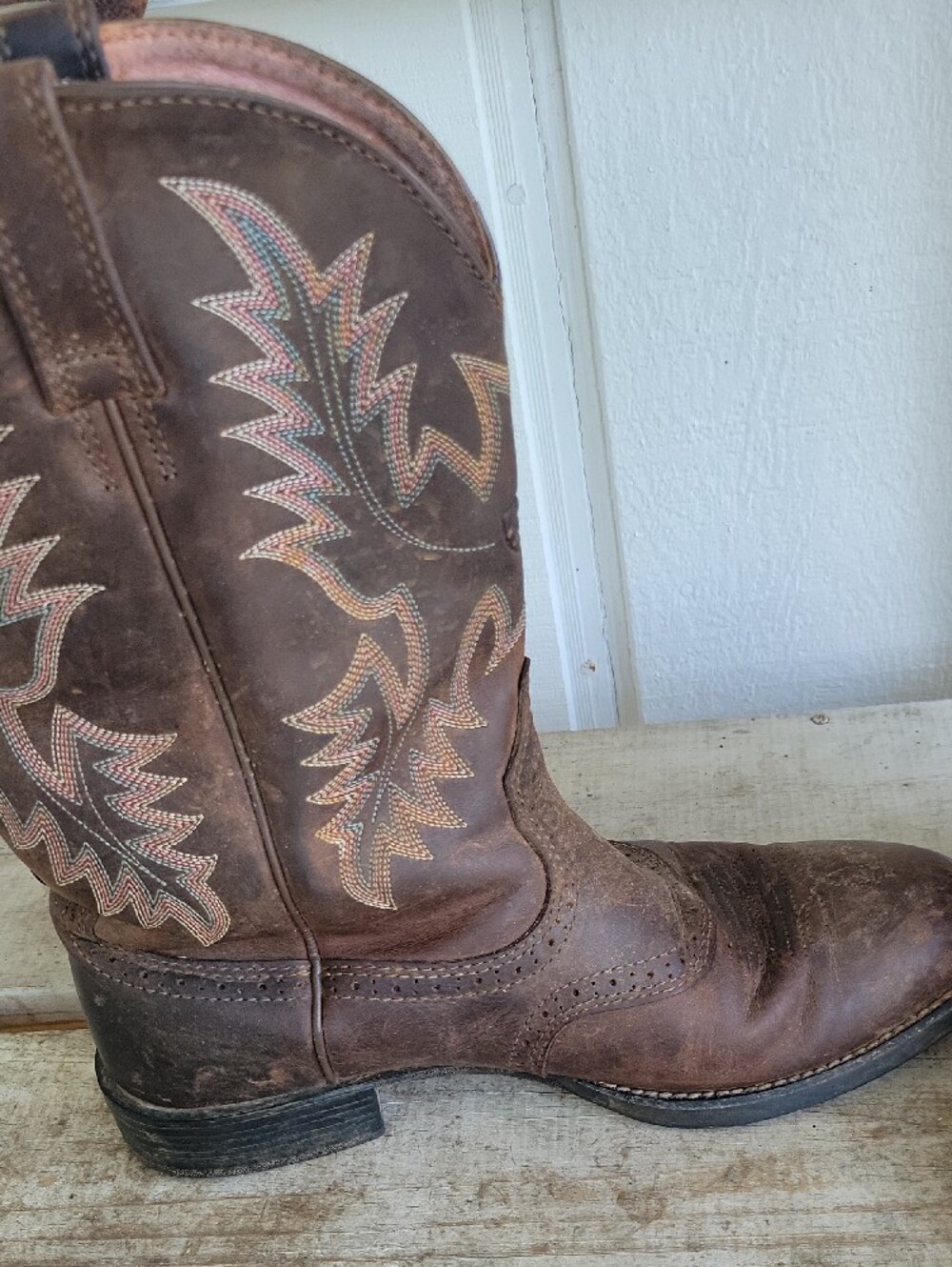Ariat Brown Leather Cowboy Boots with Pink Lining 10B - Picture 10 of 12